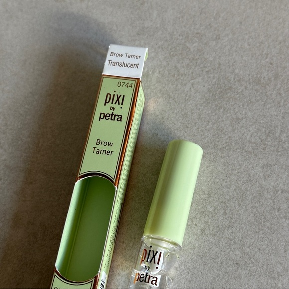 Pixi by Petra Brow Tamer Translucent - Picture 2 of 3
